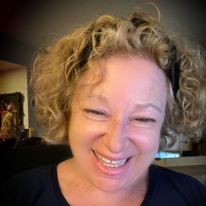 Meet your Posher, Deborah